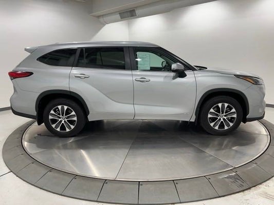 2023 Toyota Highlander Hybrid XLE in Hagerstown, MD - Younger Mitsubishi