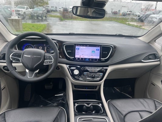 2022 Chrysler Pacifica Limited in Hagerstown, MD - Younger Mitsubishi
