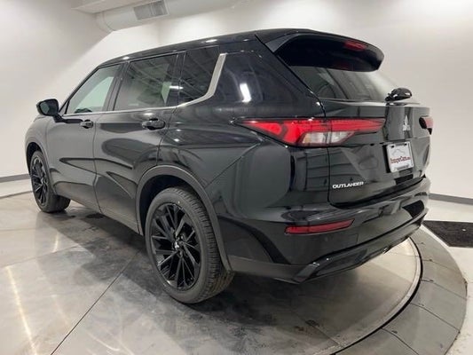 2024 Mitsubishi Outlander SE Black Edition S-AWC in Hagerstown, MD - Younger Mitsubishi